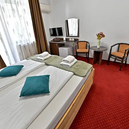Happy Day - Motorcycle Friendly Casa de hóspedes 3*