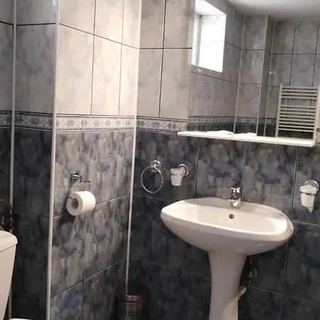 Happy Day - Motorcycle Friendly Guest house 3*